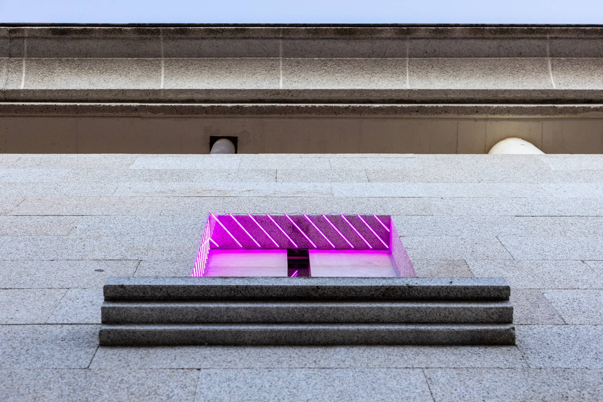 Sería la del alba (2005)